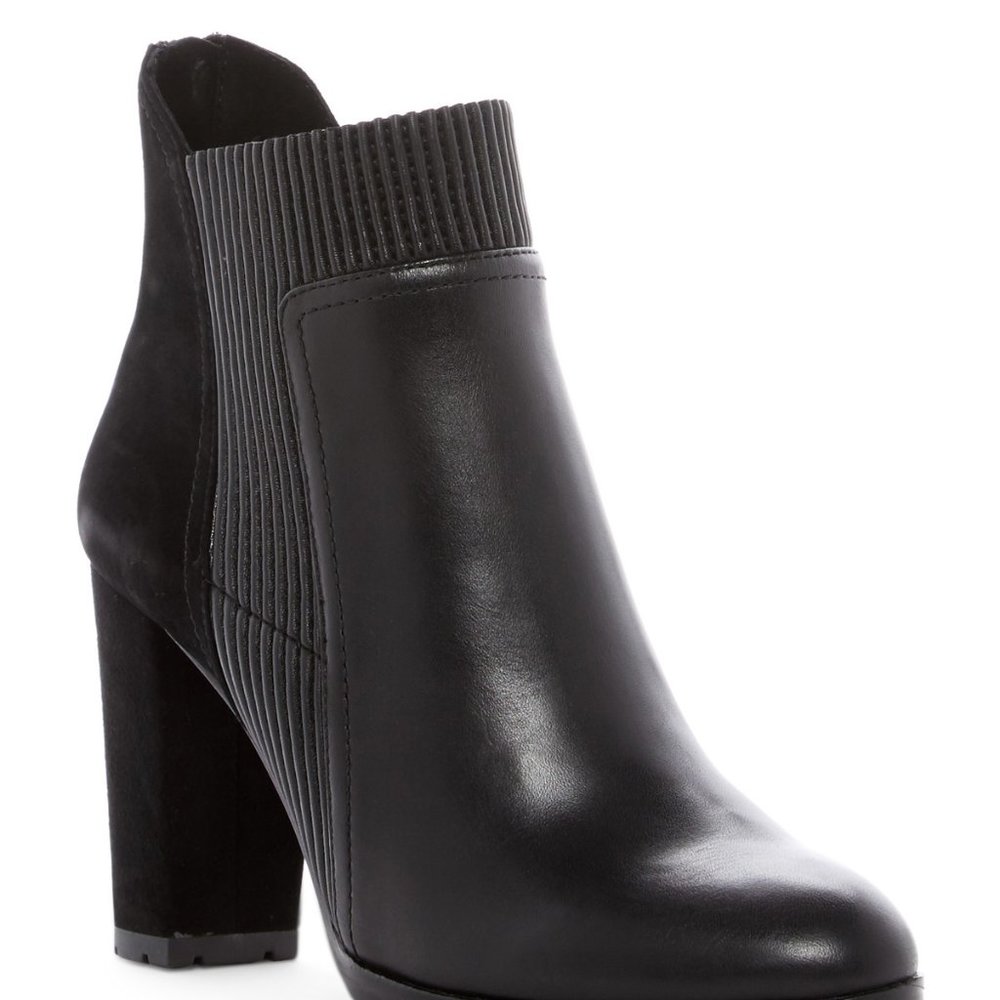 Donald J Pliner Black 'Hudson' Chelsea Booties 8.5